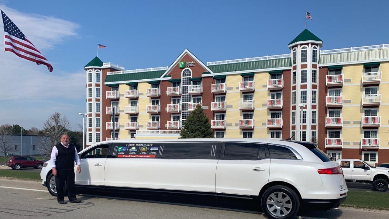 Days Inn By Wyndham Petoskey Zewnętrze zdjęcie