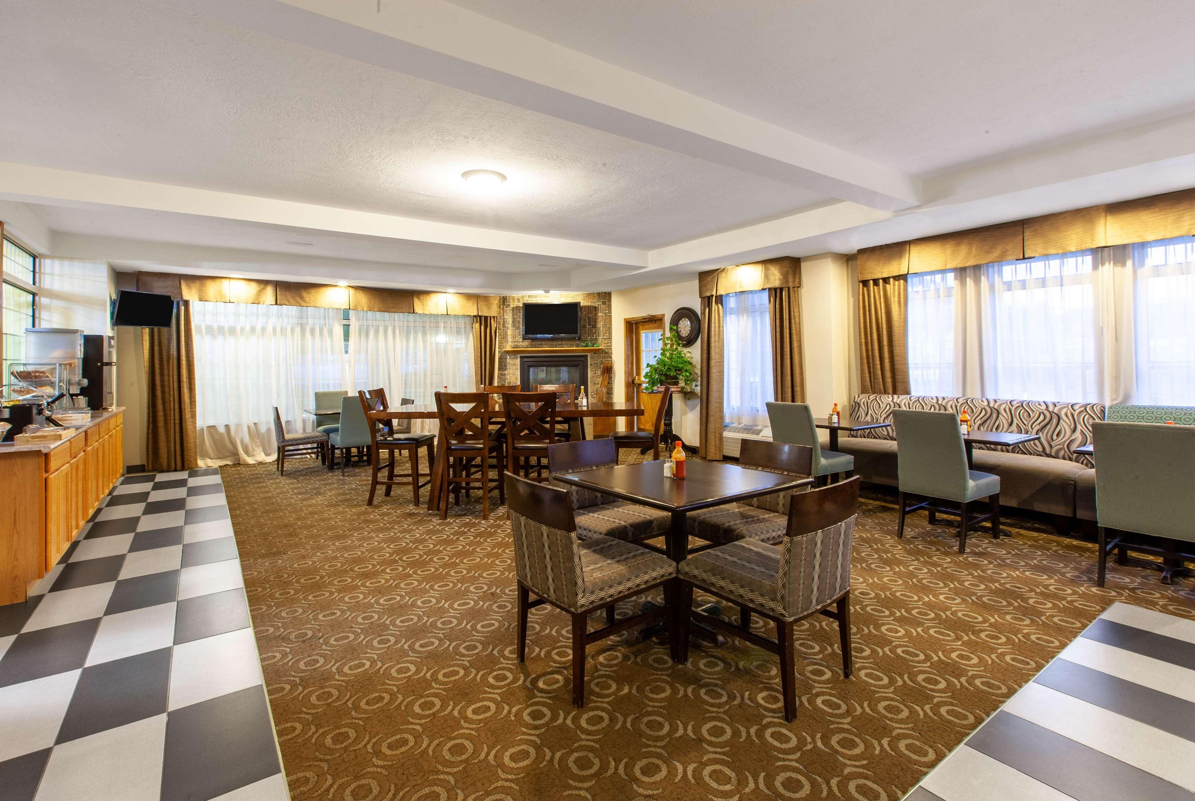 Days Inn By Wyndham Petoskey Zewnętrze zdjęcie