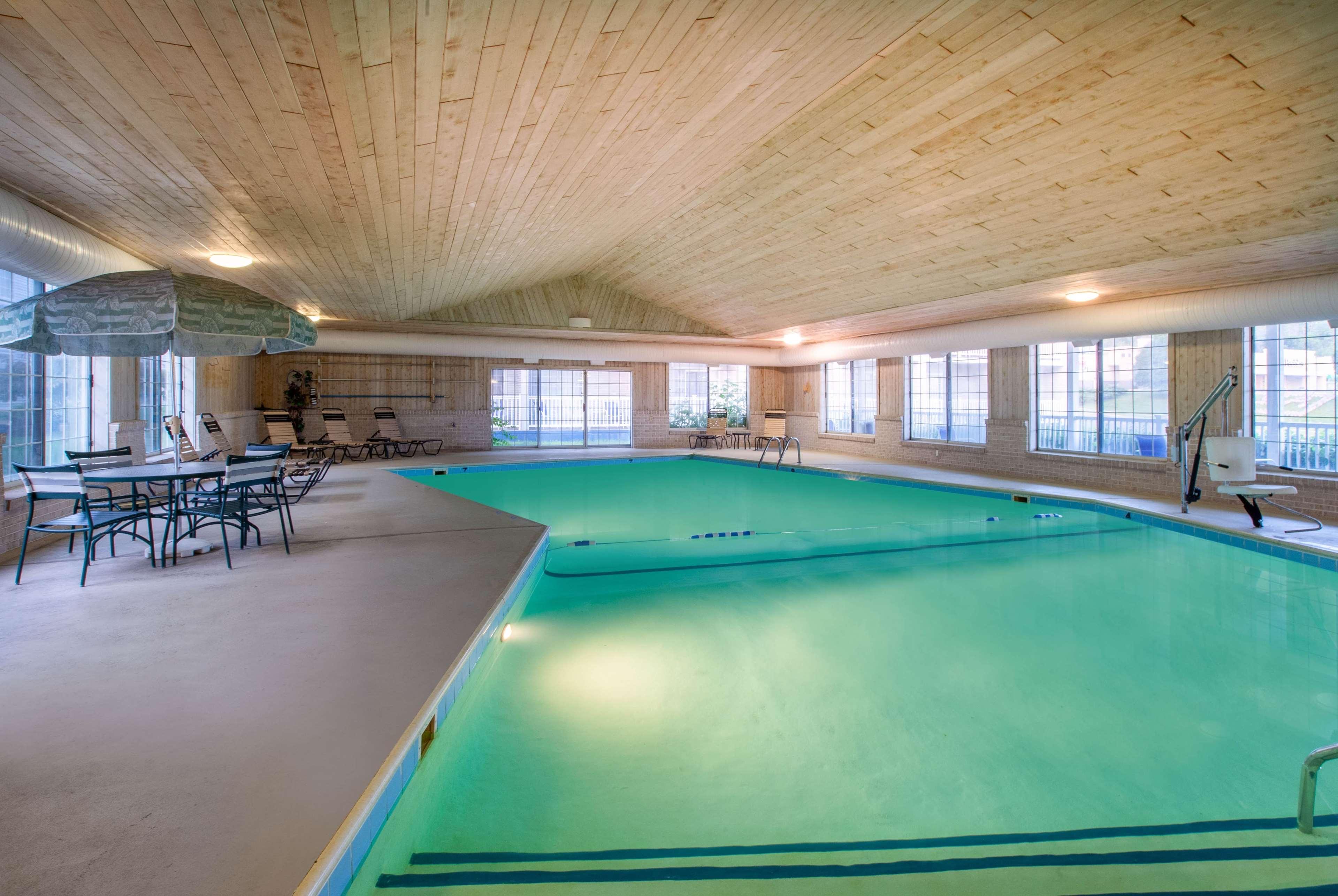 Days Inn By Wyndham Petoskey Zewnętrze zdjęcie