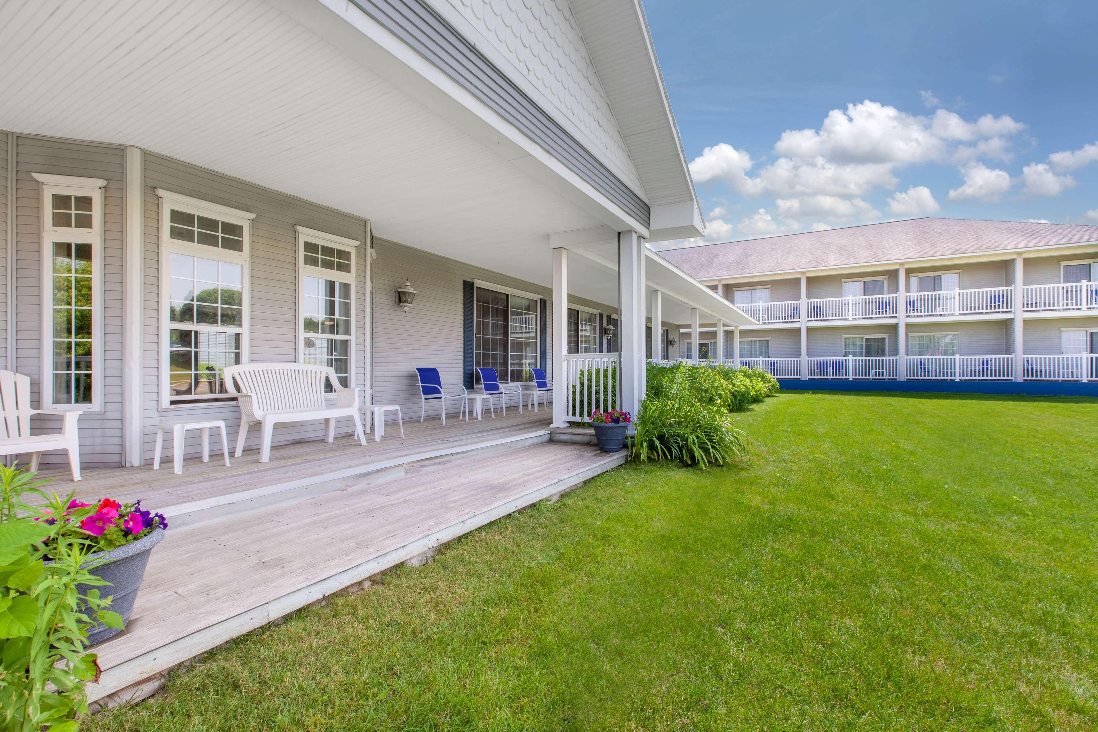 Days Inn By Wyndham Petoskey Zewnętrze zdjęcie